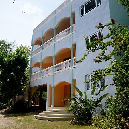 Jah Freedom Hotel Negril Exterior foto